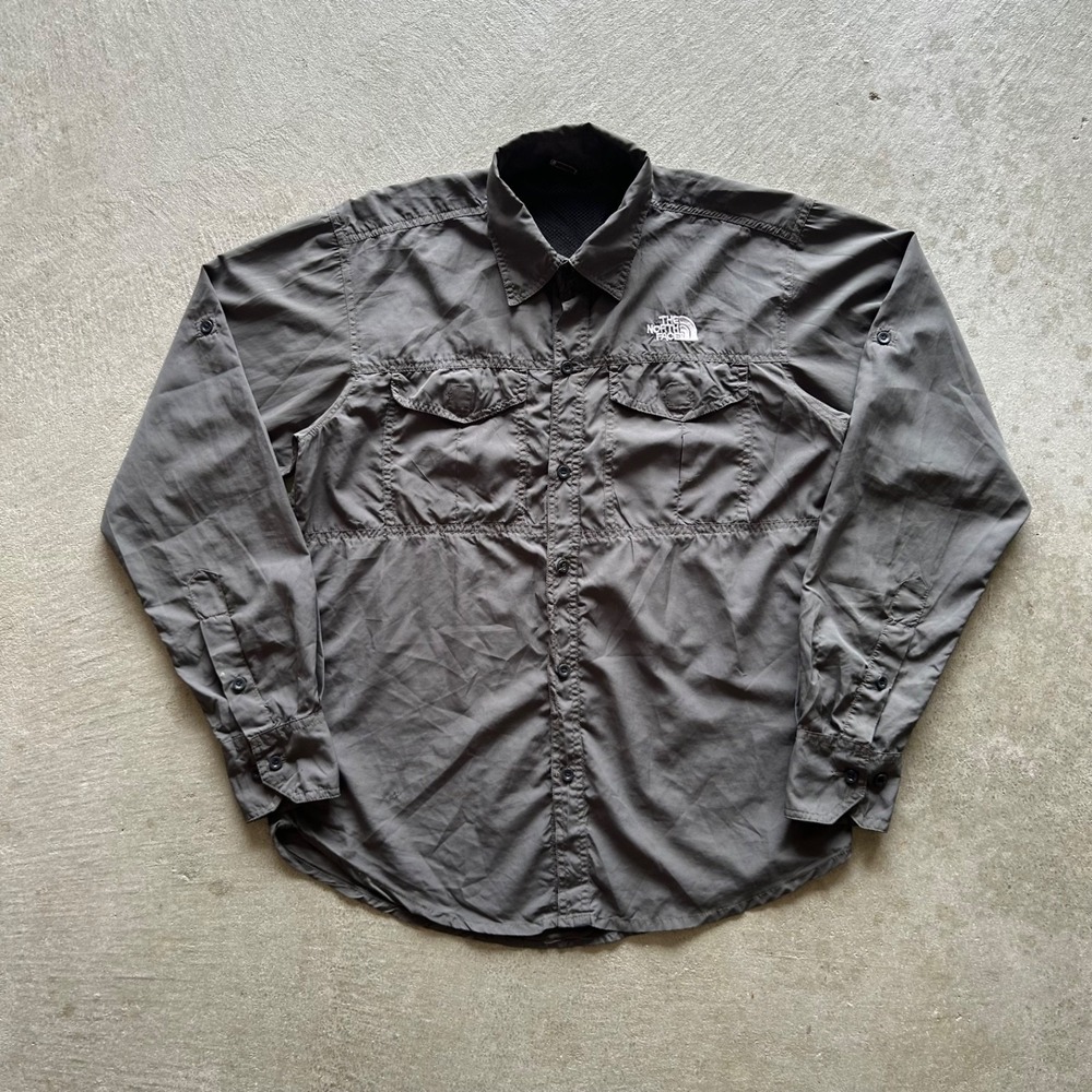 Vintage The North Face Summit Series Button Up Shirt Size Medium Forrest Green